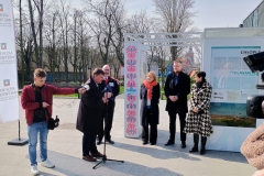 13. wiceprezydent Andrzej Kacperek, dr Aleksandra Janiszewska, dyr. dr Tomasz Matuszak, Adrian Kossowski, dyr. Renata Wojtczak, fot. Maciej Hubka