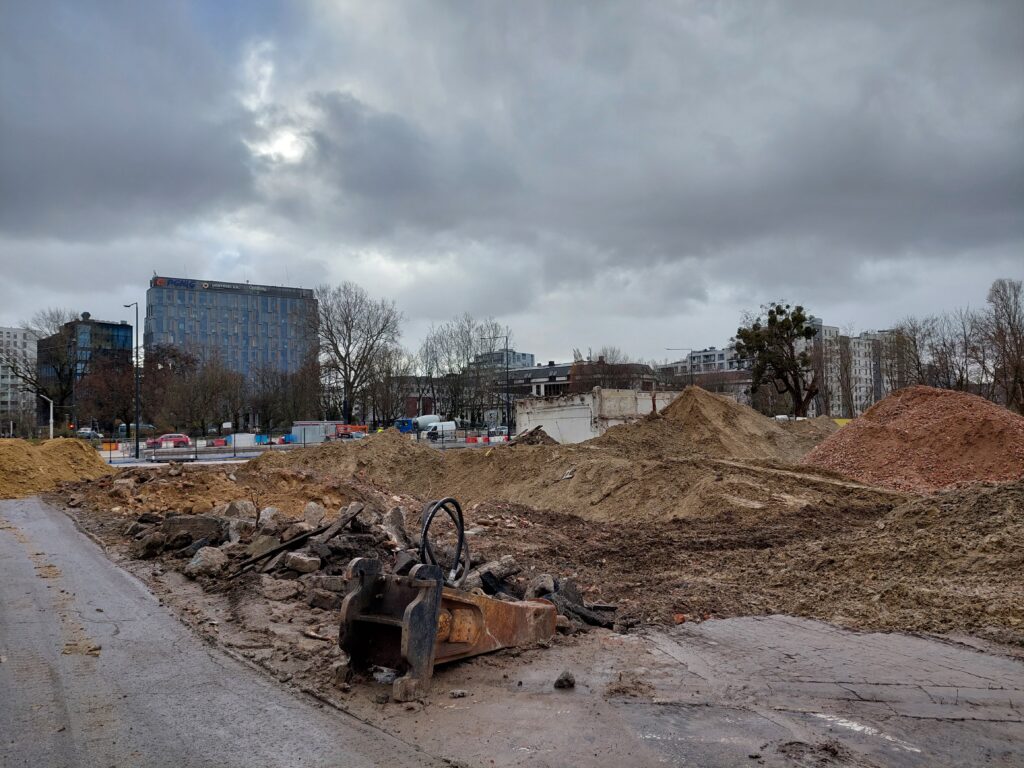 Widok na plac budowy